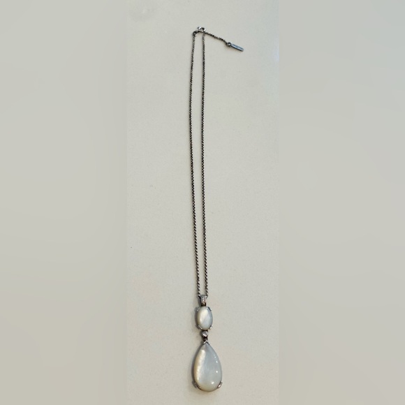 Thomas Sabo Sterling Silver Crystal & Mother of Pearl MOP Pendant Necklace - Picture 2 of 7